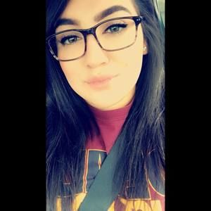 Meet your Posher, Yvette